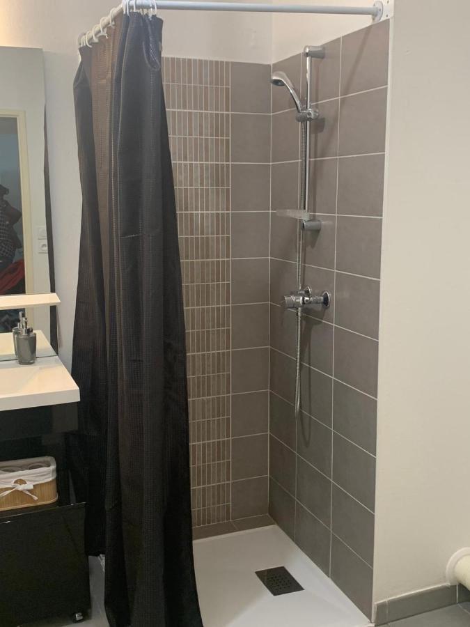 Appartement Lac rose - Parking, Métro, jusqu'à 4 personnes Marsiglia Esterno foto