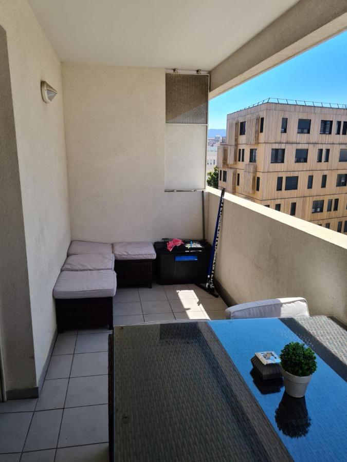 Appartement Lac rose - Parking, Métro, jusqu'à 4 personnes Marsiglia Esterno foto